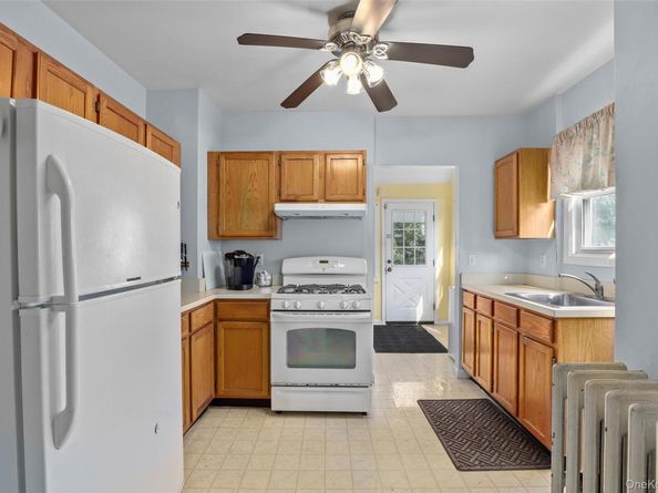609 Ridge Street, Peekskill NY 10566