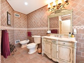 385 Oceanside Parkway, Oceanside NY 11572