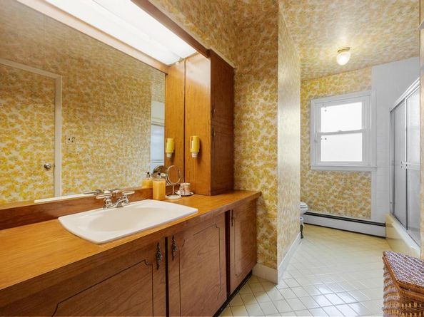797 Caldwell Avenue, North Woodmere NY 11581