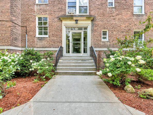 5444 Arlington Avenue G12, Bronx NY 10471