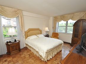 230 Garth Road 6C1, Scarsdale NY 10583