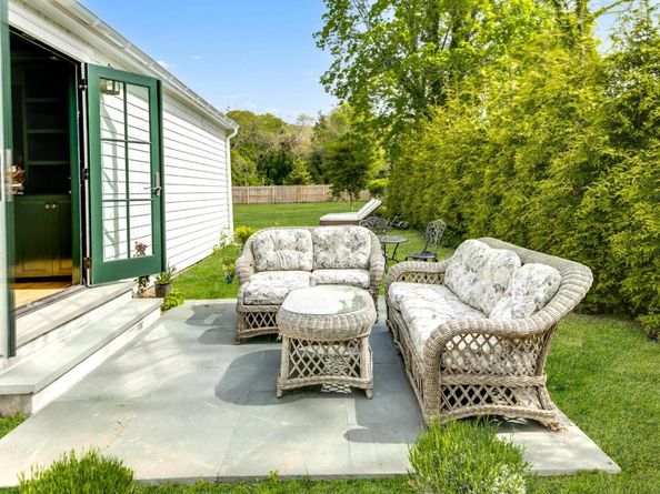 11 Shinnecock Road, Hampton Bays NY 11946