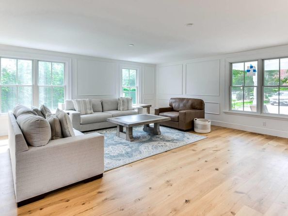 11 Shinnecock Road, Hampton Bays NY 11946