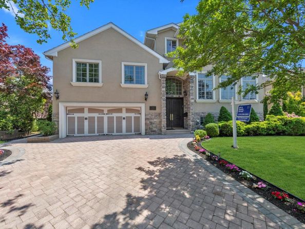 760 Hillcrest Place, North Woodmere NY 11581