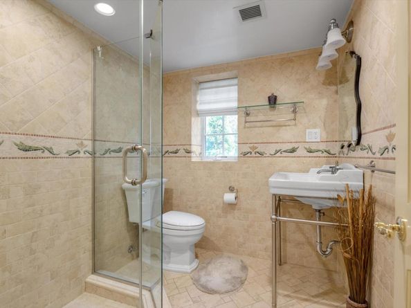 760 Hillcrest Place, North Woodmere NY 11581