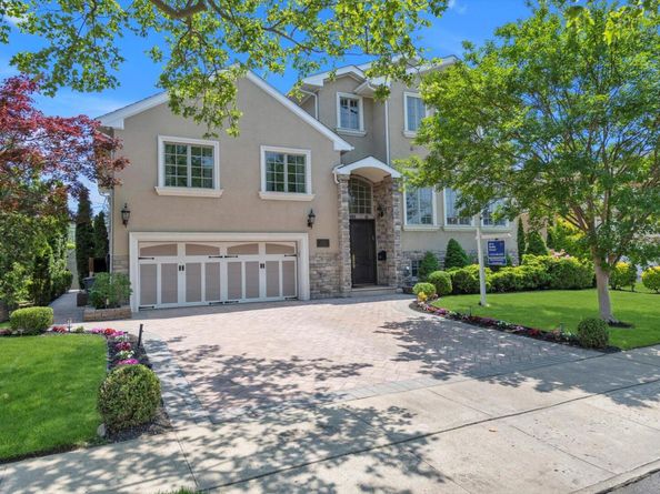 760 Hillcrest Place, North Woodmere NY 11581