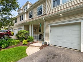 97 Hillcrest Lane, Peekskill NY 10566