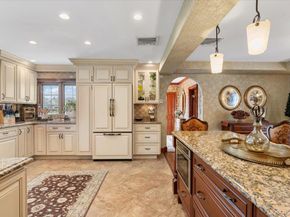 105 Sunrise Lane, Levittown NY 11756