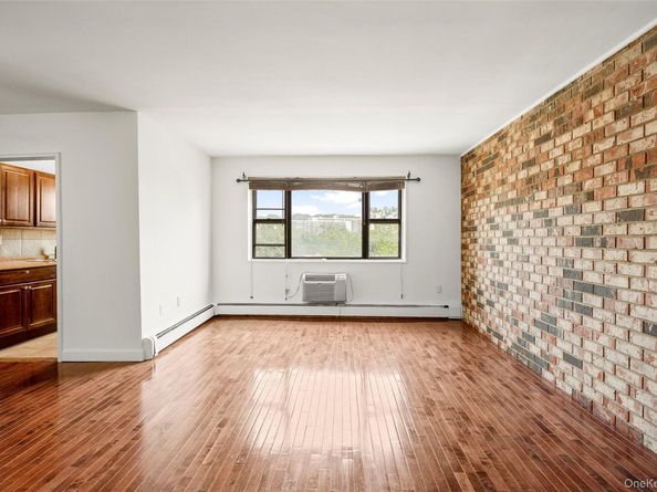 505 Central Avenue 609, White Plains NY 10606