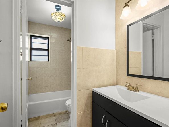 505 Central Avenue 609, White Plains NY 10606
