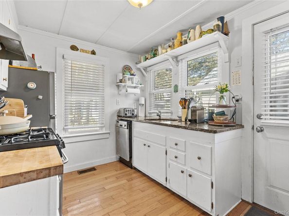 43 Phyllis Lane, Jamesport NY 11947