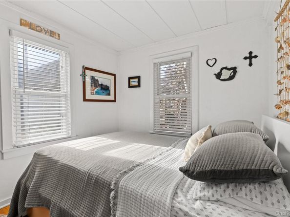 43 Phyllis Lane, Jamesport NY 11947