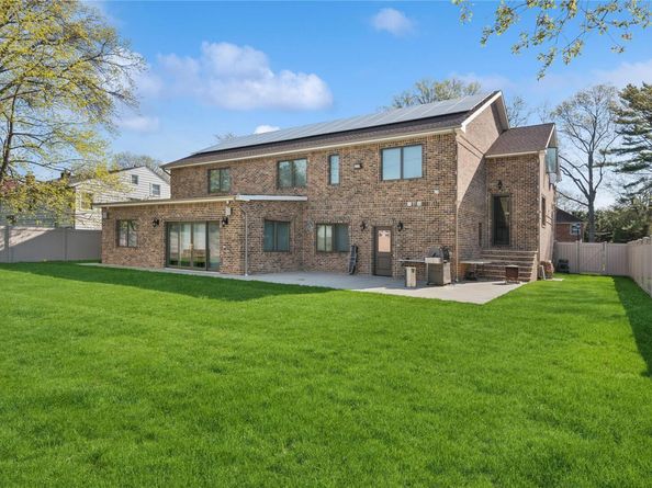 783 Oakleigh Road, North Woodmere NY 11581