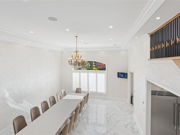 783 Oakleigh Road, North Woodmere NY 11581