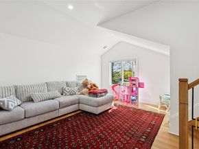 783 Oakleigh Road, North Woodmere NY 11581