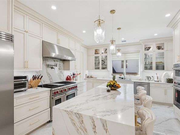 783 Oakleigh Road, North Woodmere NY 11581