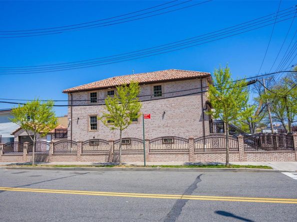 160-21 122nd Avenue, South Ozone Park NY 11434