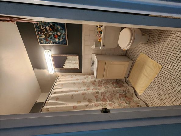 Undisclosed Address #847675, Mount Vernon NY 10552