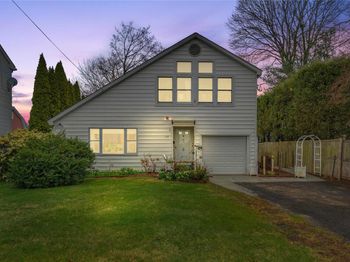 158 Davis Avenue