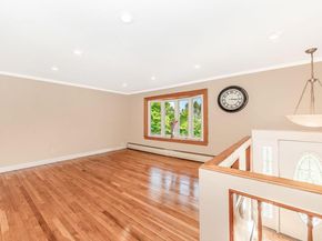 47 Briarwood Road, Wheatley Heights NY 11798
