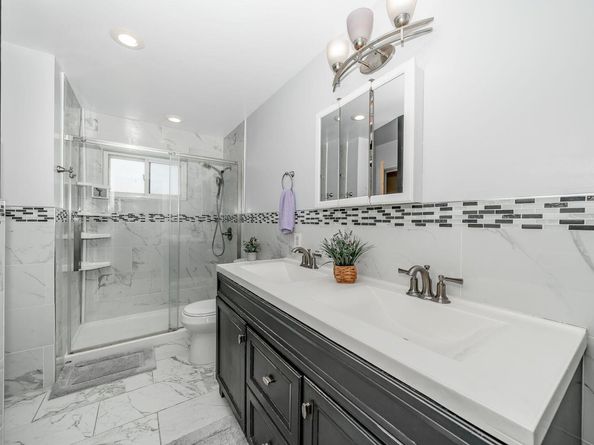 47 Briarwood Road, Wheatley Heights NY 11798