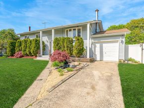 47 Briarwood Road, Wheatley Heights NY 11798