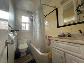 4001 Little Neck Parkway 31B, Little Neck NY 11363