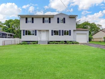 16 Allegheny Drive W