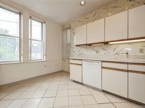 1175 E Broadway 2J, Hewlett NY 11557