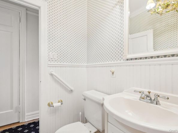 12 Hamilton B5, Garden City NY 11530