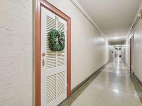 12 Hamilton B5, Garden City NY 11530