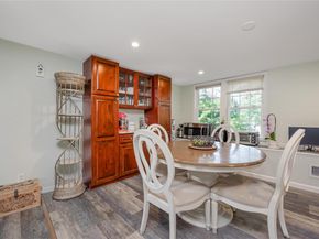 7 Junior Drive, Ronkonkoma NY 11779