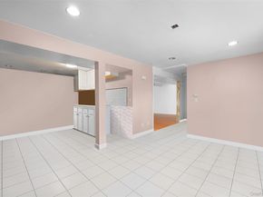 15 Oakhurst Street, Huntington Station NY 11746