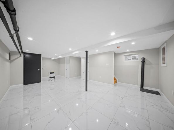 11028 213th Street, Queens Village NY 11429
