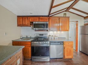 70-27 69th Street, Glendale NY 11385