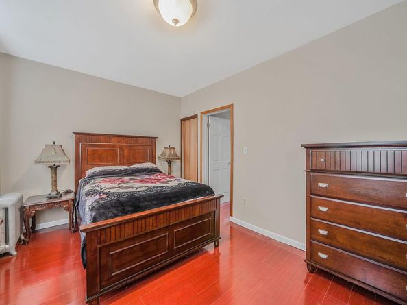 70-27 69th Street, Glendale NY 11385