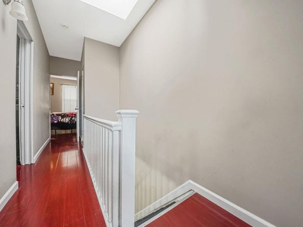 70-27 69th Street, Glendale NY 11385