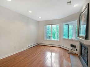 707 Eagle Bay Drive, Ossining NY 10562