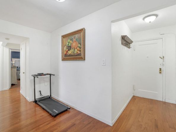 2750 Olinville Avenue 1K, Bronx NY 10467
