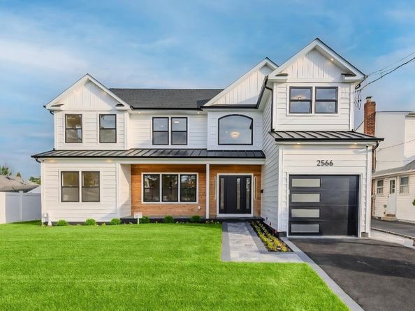 2566 Aster Place N, Westbury NY 11590