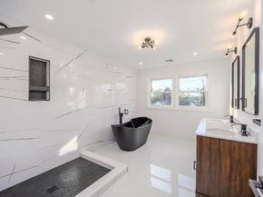 2566 Aster Place N, Westbury NY 11590