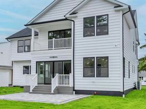 2566 Aster Place N, Westbury NY 11590