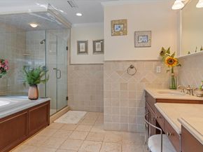 18 Landing Lane, East Quogue NY 11942
