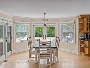 18 Landing Lane, East Quogue NY 11942