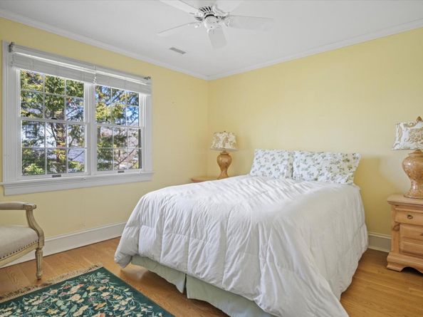 18 Landing Lane, East Quogue NY 11942