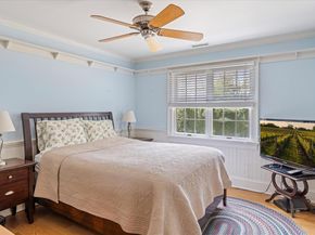 18 Landing Lane, East Quogue NY 11942
