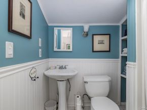 19 Anchor Path, Baiting Hollow NY 11933