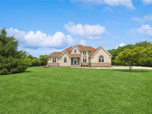 1465 Ackerly Pond Lane, Southold NY 11971