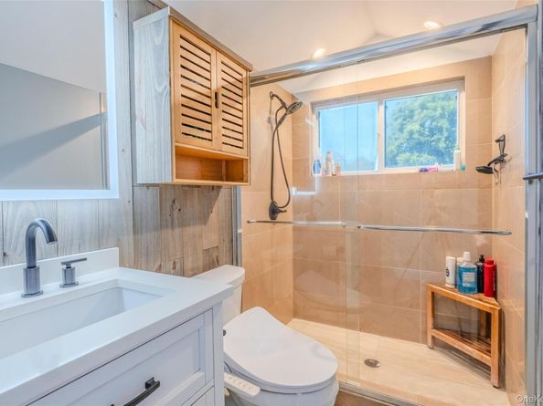 53 Old Neck Road S, Center Moriches NY 11934