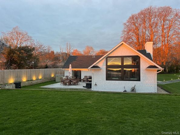 53 Old Neck Road S, Center Moriches NY 11934